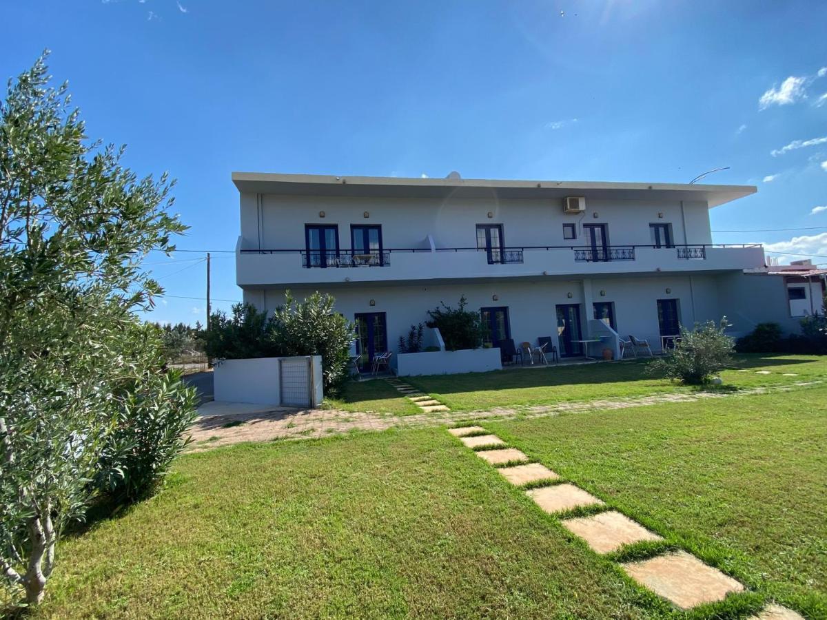 Ferienwohnung Blue Sky Frangokastello Exterior foto